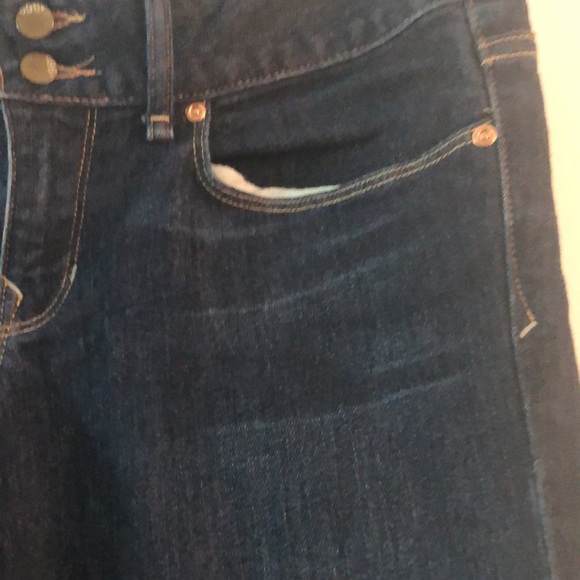 Gap jeans 1969 size 27/4p in like new condition - Picture 5 of 8